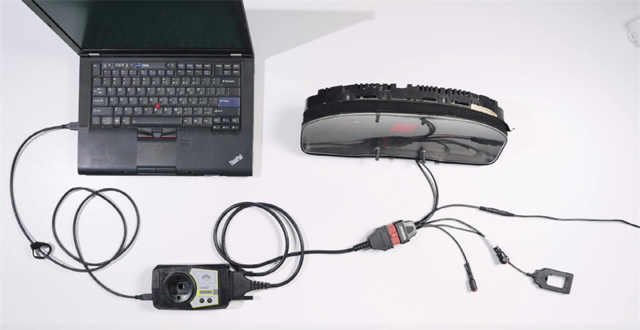 audi-a6-c5-key-matching-by-xhorse-vvdi2-and-godiag-gt114-4